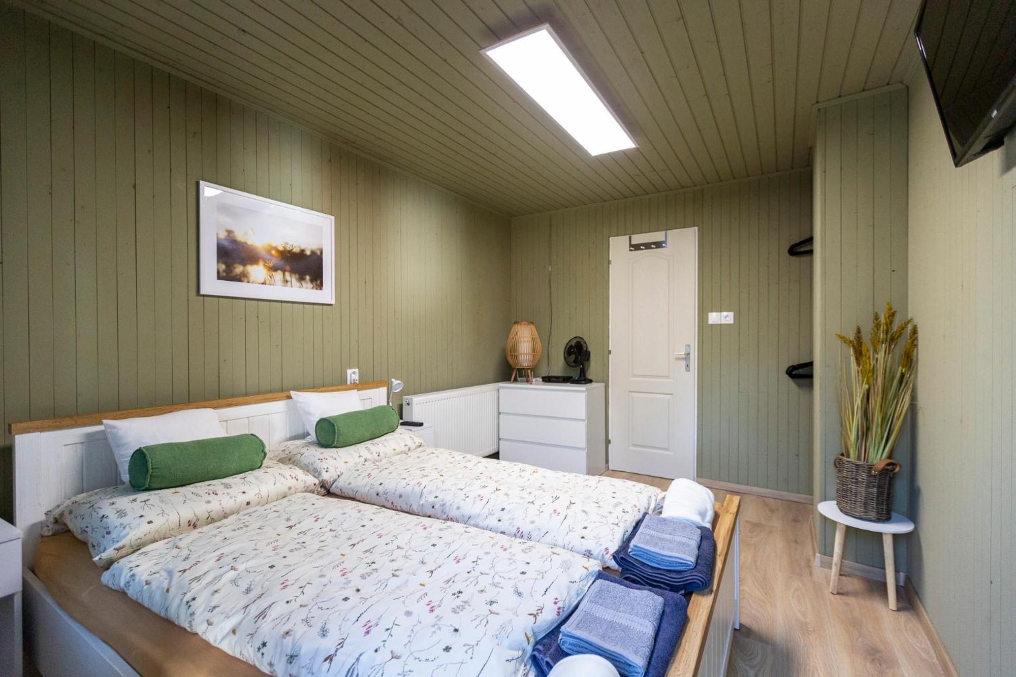Park Apartman Sarrod 외부 사진